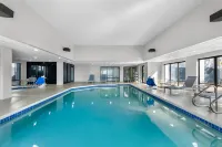 Spark by Hilton Green Bay Hotels in Ashwaubenon