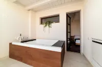 Arringo - Stay Comfy