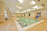 Holiday Inn Express & Suites UTICA by IHG - Pools