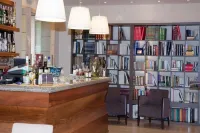 Best Western Hotel Arya - Airport Shuttle