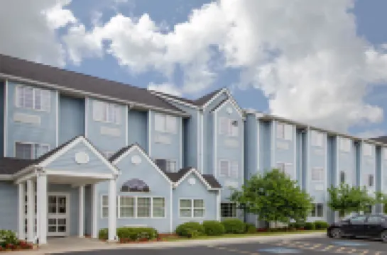 Microtel Inn & Suites by Wyndham Meridian