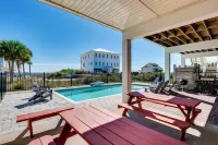 Beachfront Paradise w/ Pool on St. George Island! - Parkplatz