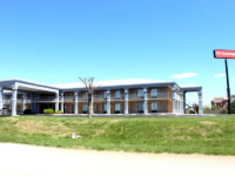 Econo Lodge Hotels in Simpson County