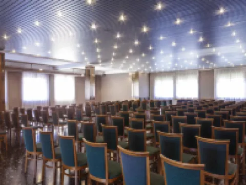 イビス スタイルズ トラニ