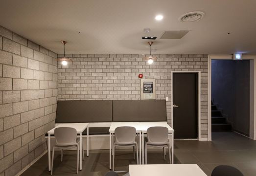 브라운도트 천안역점