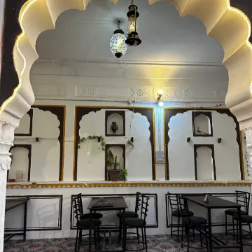Hotel Kota Kunj Heritage