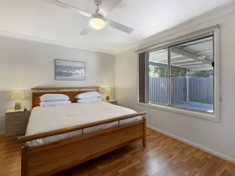 Spacious 4-Bed Home 2-Min to the Beach