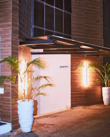 Saint Tropez Hotel and Suites