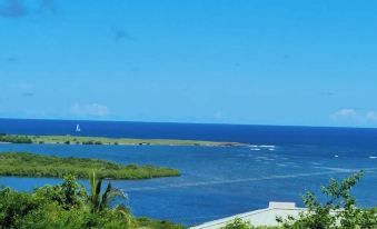 Castles in Paradise 1bd Apt C6 by Zenbreak