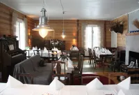 Vehkaniemi Holyday Estate Hotel di Mantta-Vilppula