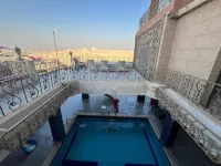 Triangle Pyramids Boutique - مسبح خاص