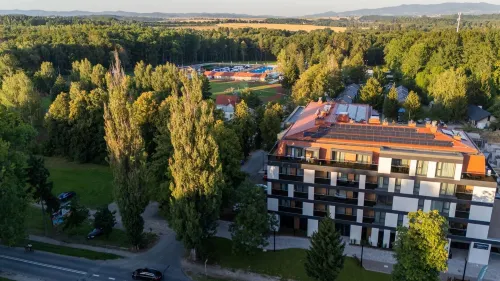 Holiday Studio With Balcony, Indoor Pool, Sauna - parking