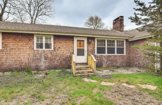 距離海灘6英里：小康普頓家庭住宅！