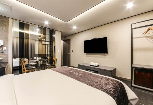 Yeoubi Hotel 디럭스룸