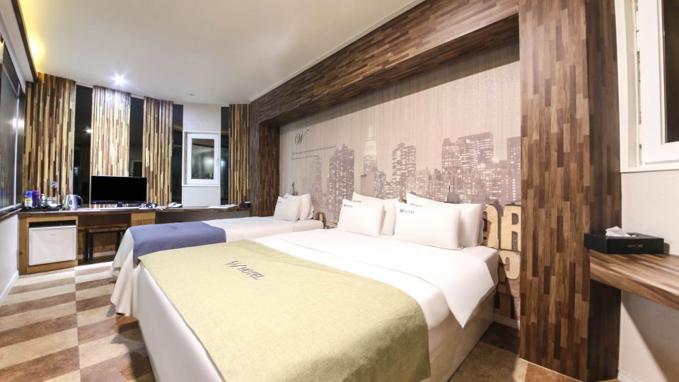 Yeongju Hotel W