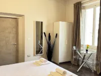 Cattaleya Rooms Các khách sạn gần Ga Leopolda
