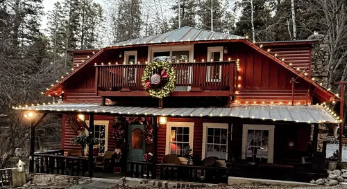 The Crofting Inn Hotels in Cloudcroft