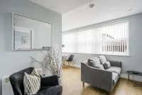 Luxurious One Bedroom Apartment in Bond Street - Wifi