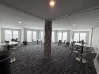 Mountain Lodge #327! Remodeled kitchen!  Only yards away from Ballhooter lift!