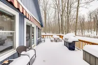 Wooded Country Home w/ Spacious Deck in Farwell! - 3 estrellas
