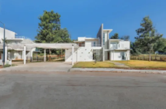 Golfer's Arena by Stayjade Hotel a 