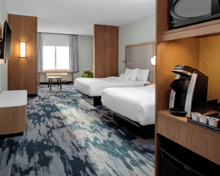 แฟร์ฟิลด์ อินน์แอนด์สวีทส์ บายแมริออท โรโนค เซเลม โรงแรมในเซเลม