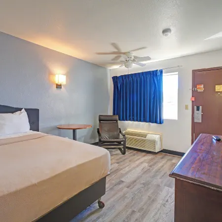 Motel 10