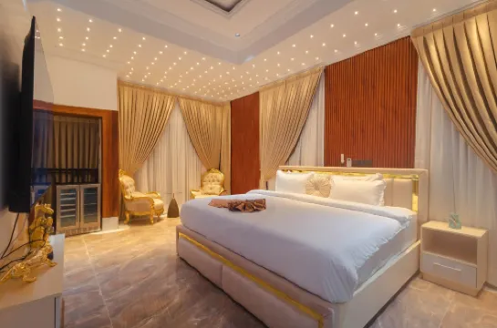 ควอดส์ วิลลา