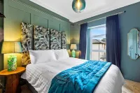 Hestia House - 3-Star