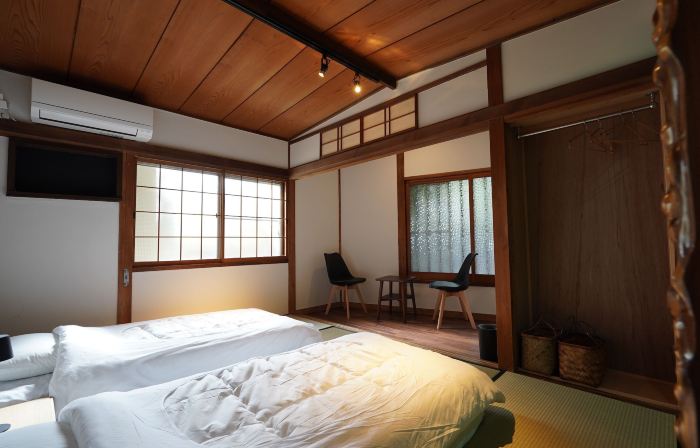 YADOYA GONDO aioi