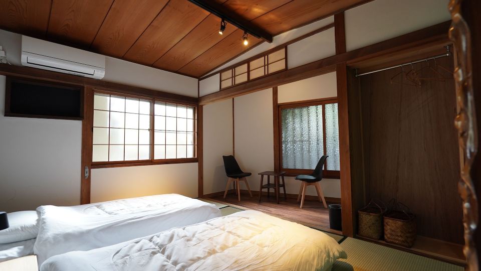 YADOYA GONDO aioi