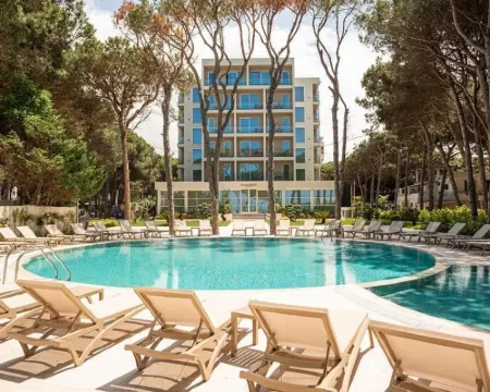 Skanderbeg Resort Hotels in Golem