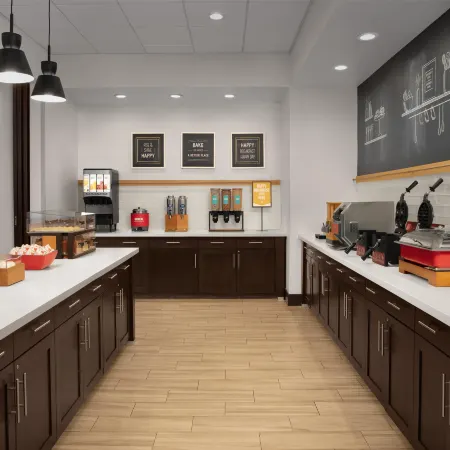 Hampton Inn & Suites Fayetteville