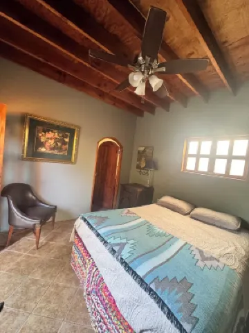 Tres Corazones Beach House With a Heart โรงแรมใน