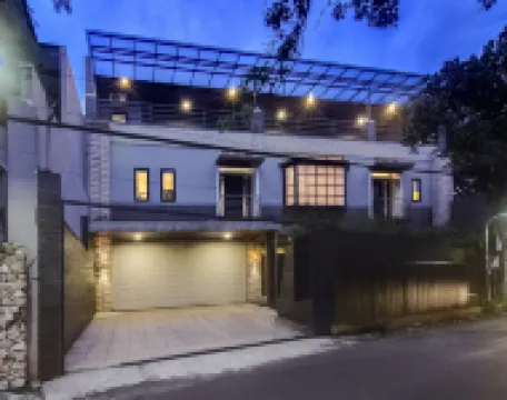 Ngariung Villa W/ Pool & Billiard فنادق في 