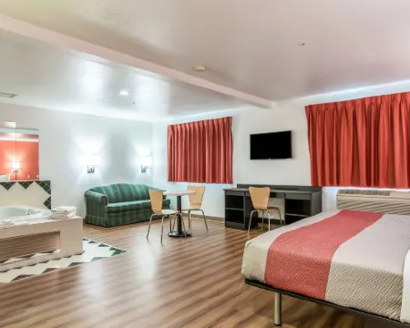 Motel 6 Barkeyville, PA Hotels in Venango County