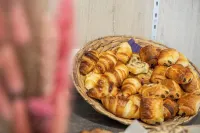 Brit Hotel Essentiel Tours Nord - servizio colazione