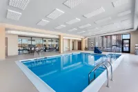 Hampton Inn & Suites Chicago Deer Park - Pools