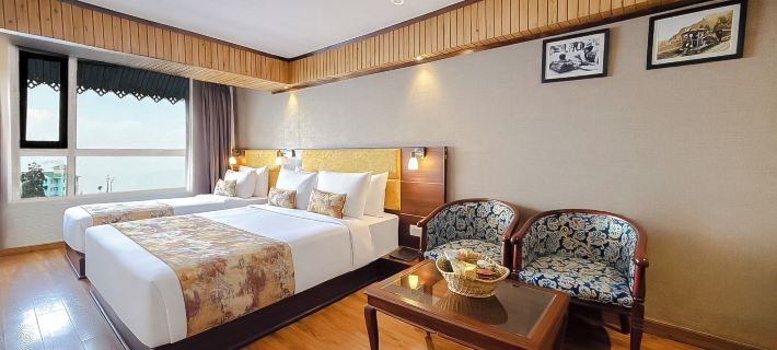 Yashshree Mall Road Darjeeling Hotels in Darjeeling