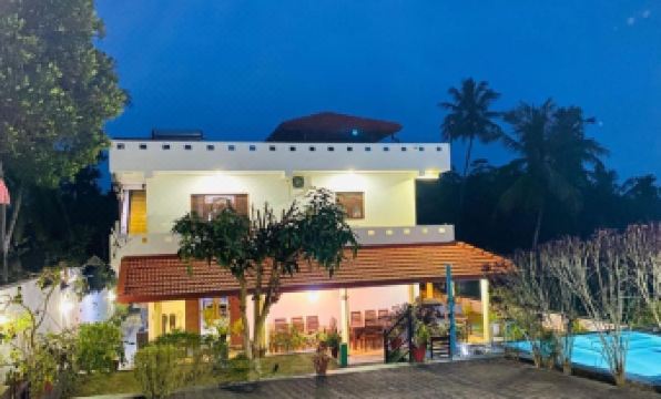 Villa Talpe 4 Half Board Rooms and Massage Pool