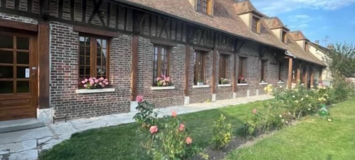 Au Relais des Diligences Hotele w: Eure