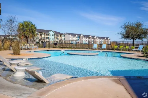 Landing Apartments Austin - Lockhart - Boutique