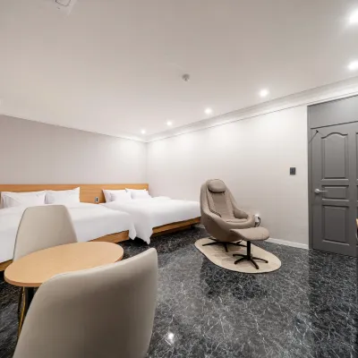 Siheung (Jeongwang-dong) C5 Hotel โรงแรมใกล้ห้องสมุดแทบูโด