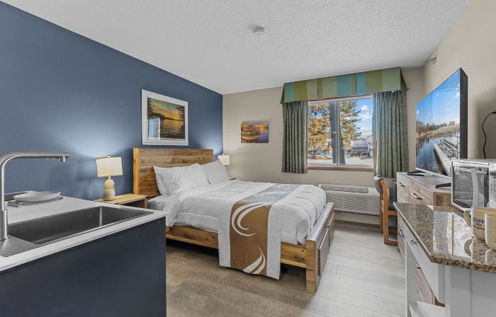 Nisswa Inn and Suites