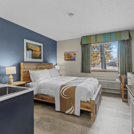 Nisswa Inn and Suites