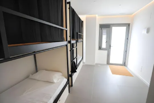 Hostel Myd la Latina Hotels near Lavapiés Metro Station