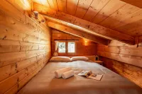 Chalet Soleada - Happy Rentals - Homestays