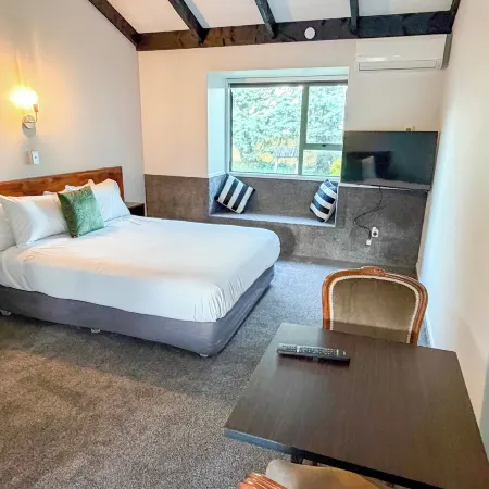 Avana Suites