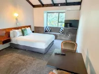 Avana Suites