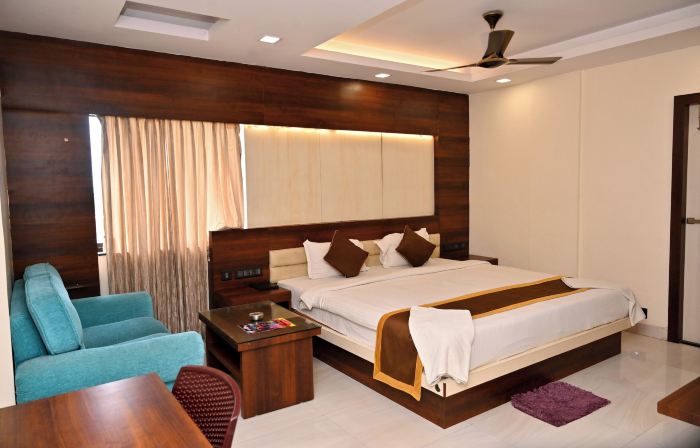 Hotel Silver Land New Digha with Rooftop Pool